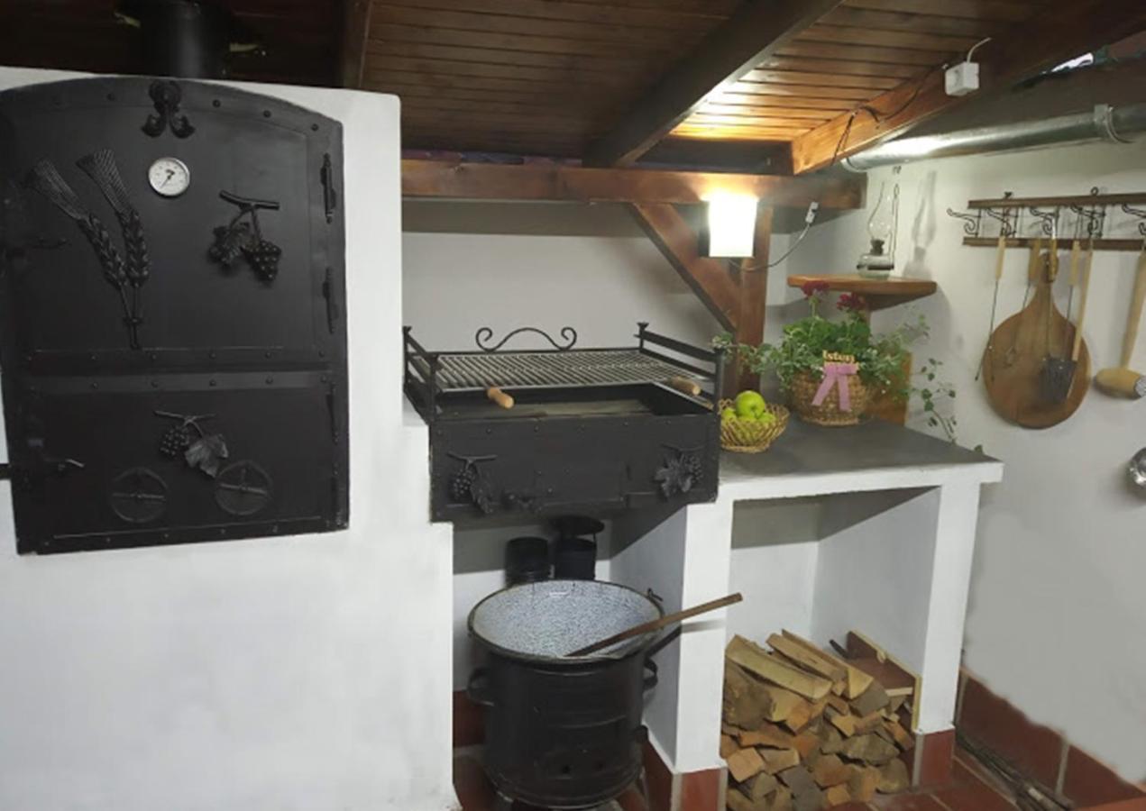 Bazsi Apartman Hajdúszoboszló Exterior foto